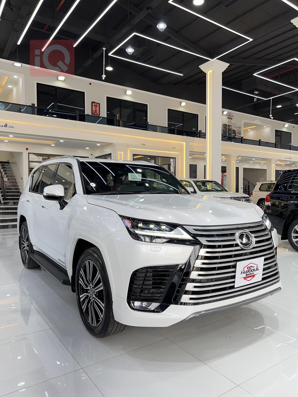 Lexus LX